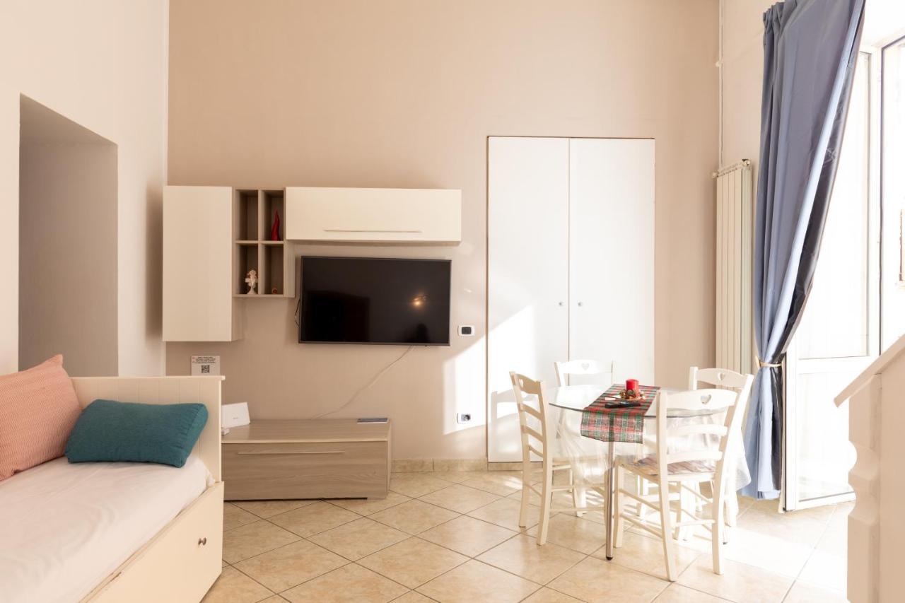 Apartment With Sea View With 2 Lifts Above Montesanto! نابولي المظهر الخارجي الصورة