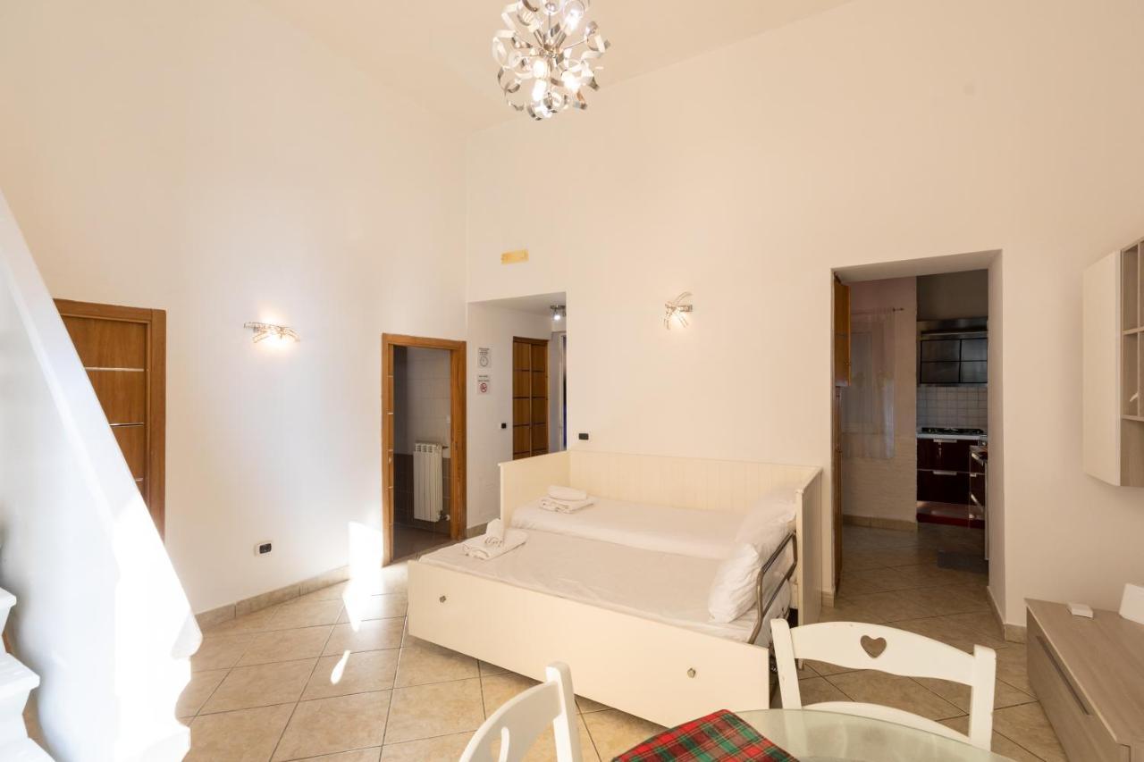 Apartment With Sea View With 2 Lifts Above Montesanto! نابولي المظهر الخارجي الصورة