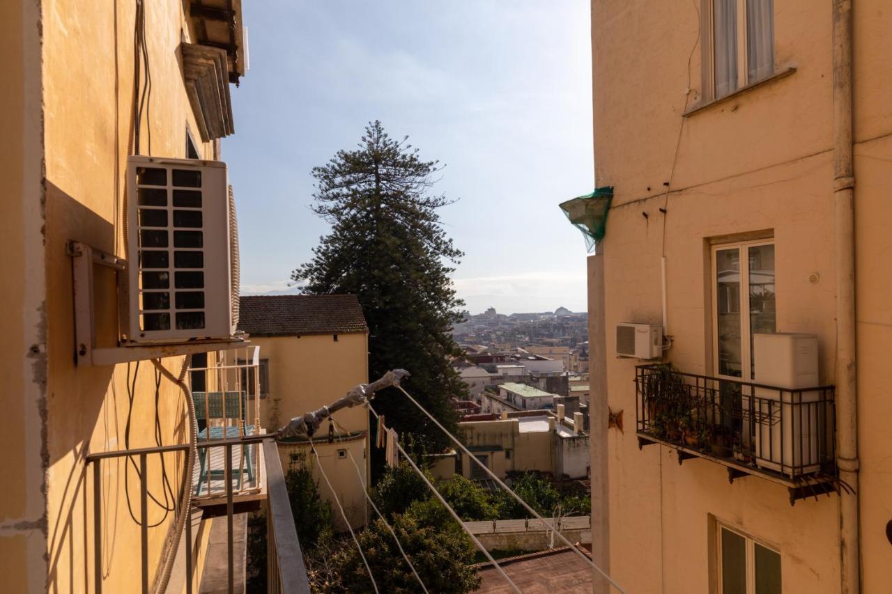 Apartment With Sea View With 2 Lifts Above Montesanto! نابولي المظهر الخارجي الصورة